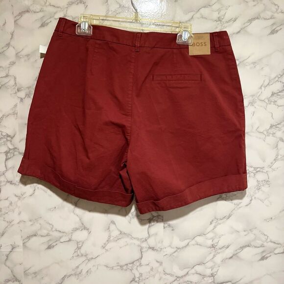 New BOSS Woman’s Shorts - Picture 5 of 9